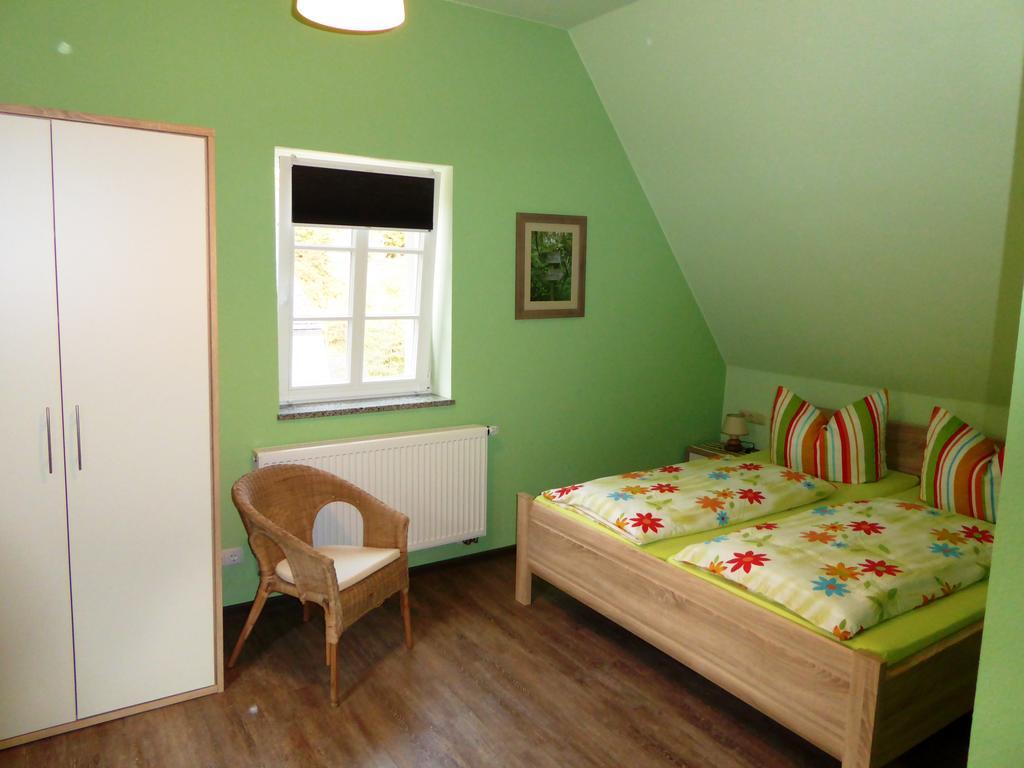 Ferienwohnungen Schoor Monreal Exteriér fotografie